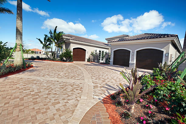 Best Custom Driveway Pavers  in Oakland, IA